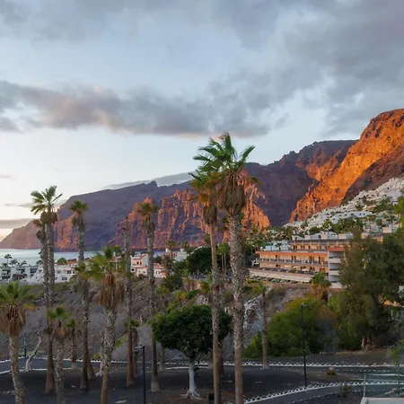 Gigantes Sea Breeze - Agnes * بويرتو دي سانتياغو